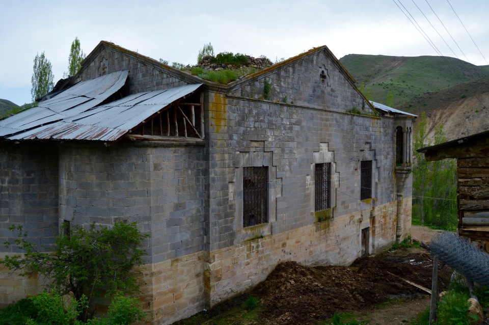 Ruined Greek church near Sebinkarahisar, Turkey